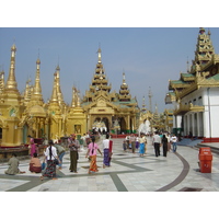 รูปถ่าย พม่า(Myanmar) ย่างกุ้ง(Yangon) พระมหาเจดีย์ชเวกากอง(Shwedagon Pagoda) 2005-01 45