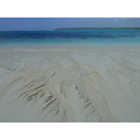 รูปถ่าย นิวแคลิโดเนีย(New Caledonia) เกาะลีฟู(Lifou) ลูเอซิลลา(Luecilla) 2010-05 6