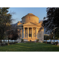 รูปถ่าย อิตาลี(Italy) โคโม(Como) 2023-10 12