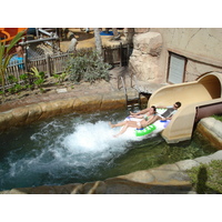 รูปถ่าย สหรัฐอาหรับเอมิเรตส์(United Arab Emirates) ดูไบ(Dubai) สวนน้ำไวลด์วาดี(Wild Wadi) 2007-03 13