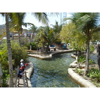 รูปถ่าย สหรัฐอาหรับเอมิเรตส์(United Arab Emirates) ดูไบ(Dubai) สวนน้ำไวลด์วาดี(Wild Wadi) 2007-03 46