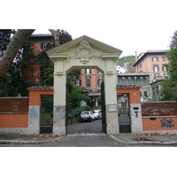 รูปถ่าย อิตาลี(Italy) โรม(Rome) ถนนเตรนตาอาปรีเล(Viale Trenta Aprile) 2007-11 27