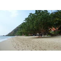 รูปถ่าย ไทย(Thailand) เกาะช้าง(Ko Chang) หาดทรายขาว(White sand beach) 2011-02 80