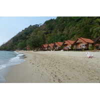 รูปถ่าย ไทย(Thailand) เกาะช้าง(Ko Chang) หาดทรายขาว(White sand beach) 2011-02 81