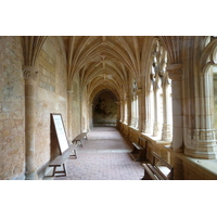 รูปถ่าย ฝรั่งเศส(France) กาดูแอ็ง(Cadouin) 2010-08 84