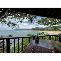 รูปถ่าย ไทย(Thailand) ภูเก็ต(Phuket) หาดกะรน(Karon Beach) ร้านอาหารออนเดอะร็อก(On the rock Restaurant) 2021-12 23