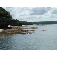 รูปถ่าย นิวแคลิโดเนีย(New Caledonia) เกาะลีฟู(Lifou) หมู่บ้านมู(Mu) 2010-05 31