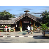 รูปถ่าย ไทย(Thailand) ภูเก็ต(Phuket) ป่าตอง(Patong) ถนนเลียบชายหาด(Beach Road) 2005-12 59