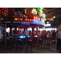 รูปถ่าย ไทย(Thailand) ภูเก็ต(Phuket) ป่าตอง(Patong) สีสันกลางคืน(night) 2005-12 18