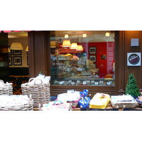 รูปถ่าย ฝรั่งเศส(France) ปารีส(Paris) คุ้มที่ 17 (17th Arrondissement) ถนนเลวี(Rue Levis) 2007-05 29